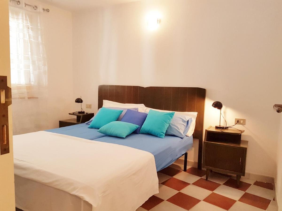 Dommos - Pintada Apartments Cala Liberotto Extérieur photo
