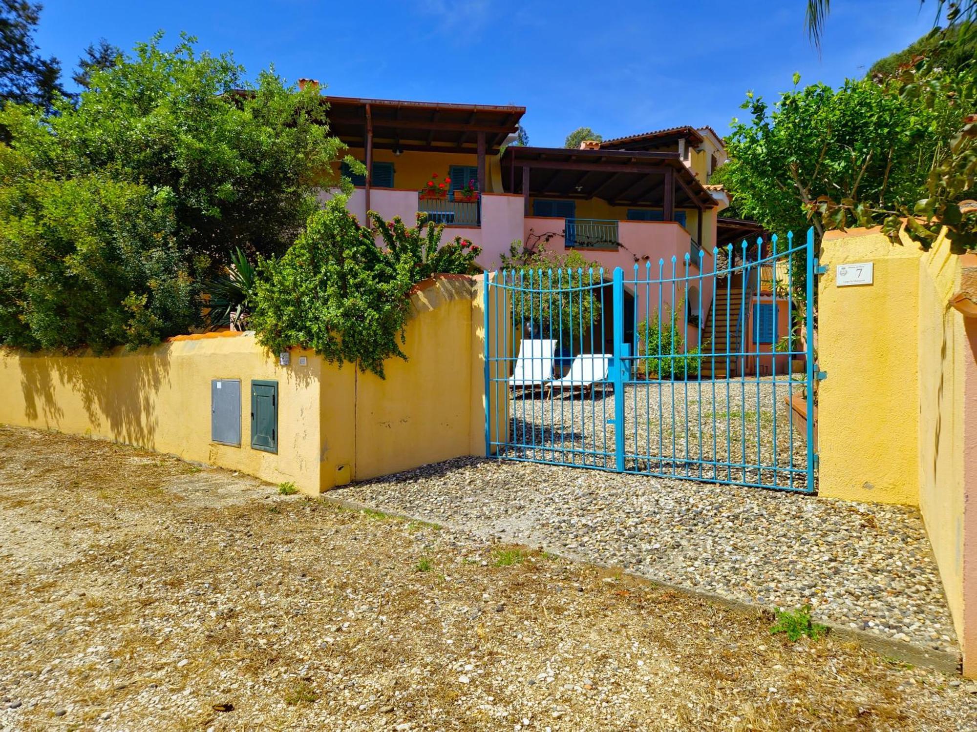 Dommos - Pintada Apartments Cala Liberotto Extérieur photo